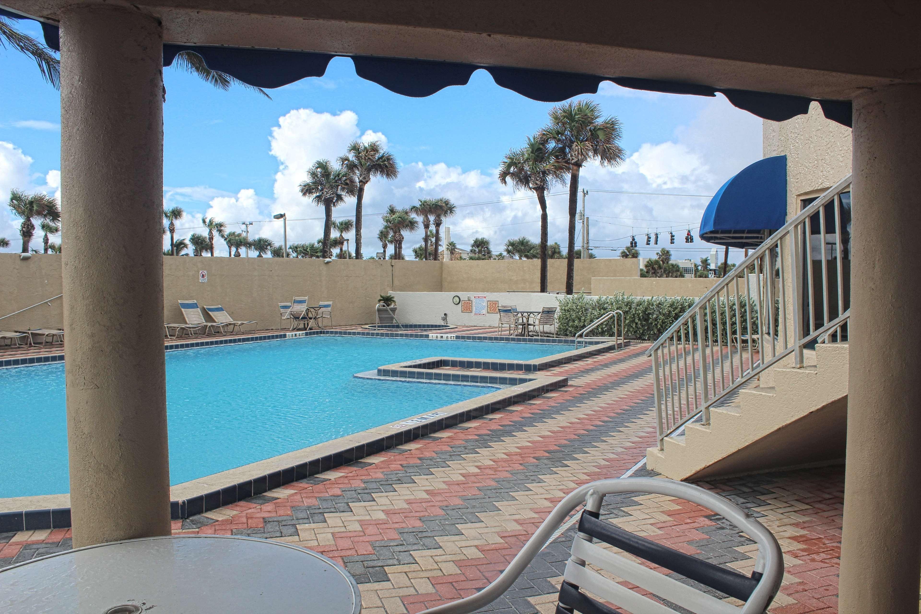 Radisson Suite Hotel Oceanfront Мельбурн Екстер'єр фото
