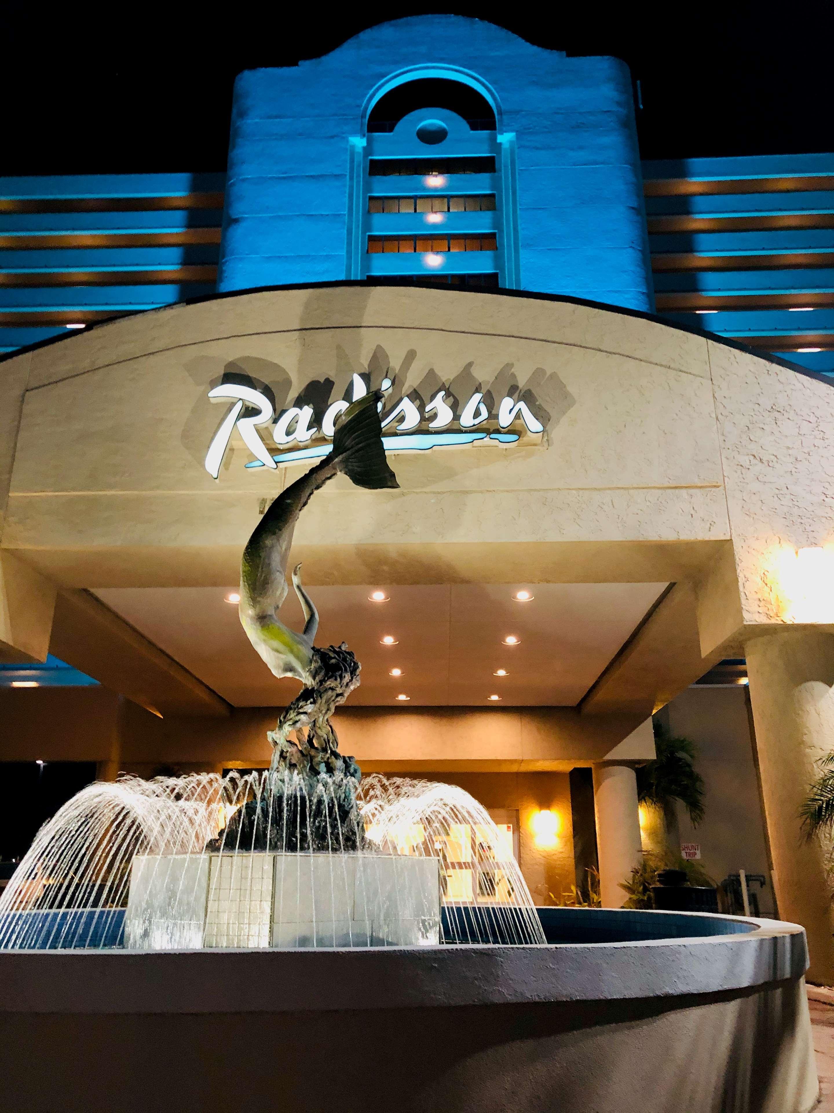Radisson Suite Hotel Oceanfront Мельбурн Екстер'єр фото